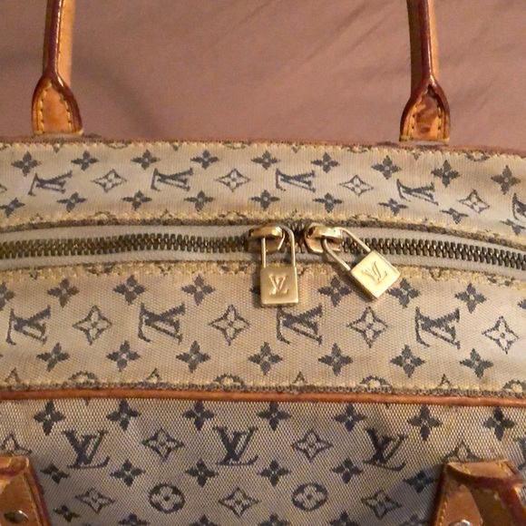 Louis Vuitton purse - Picture 2 of 5